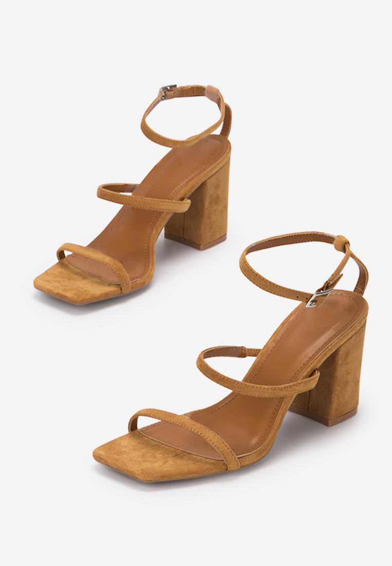 Сандали на ток Laresa камел