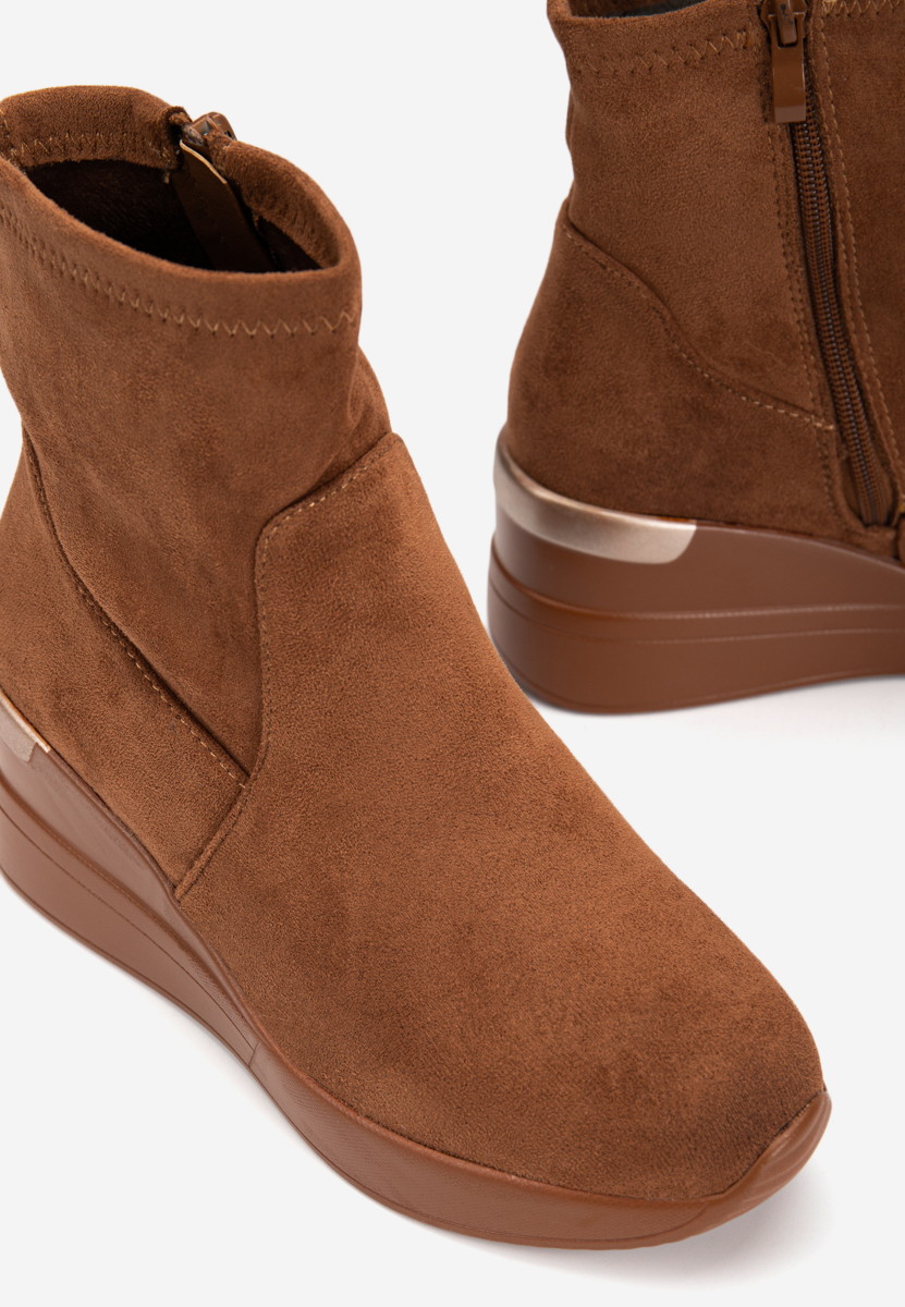 Cникърси на платформа камел Torino