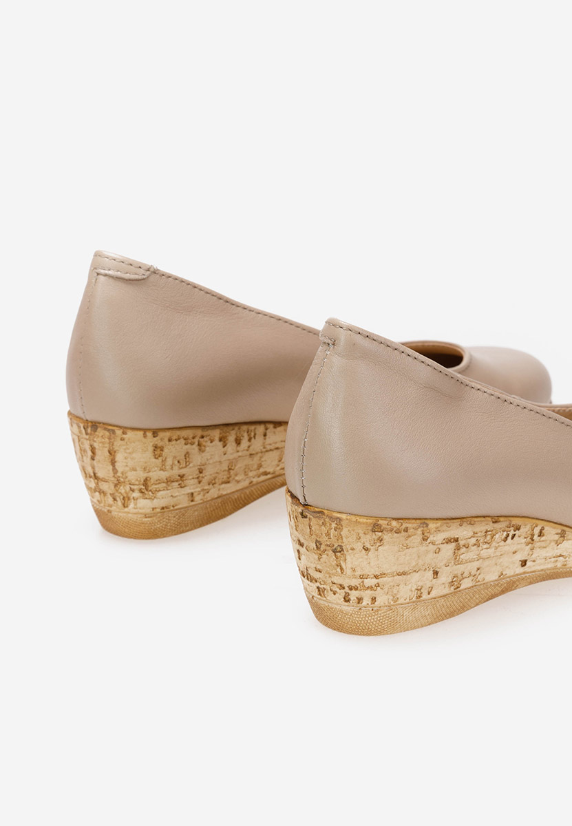 Обувки на платформа бежов Sonia V5