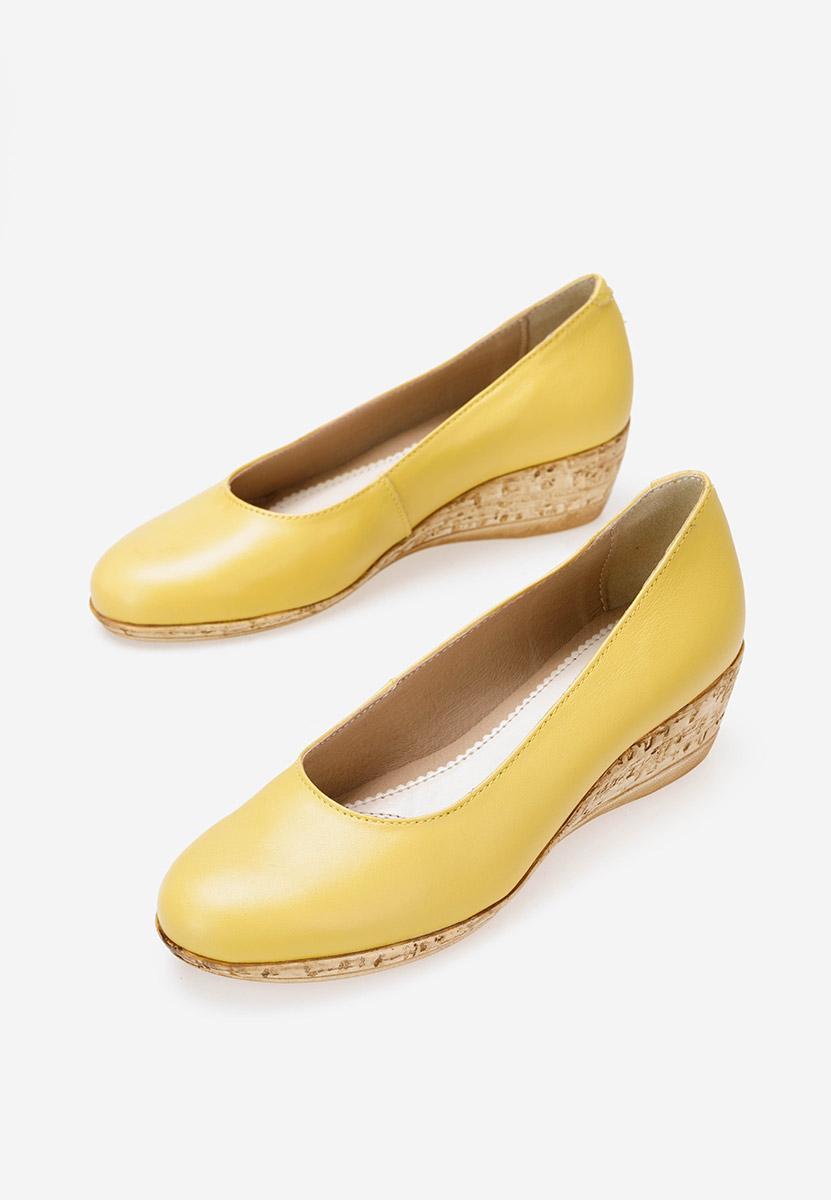 Обувки на платформа жълт Sonia V5
