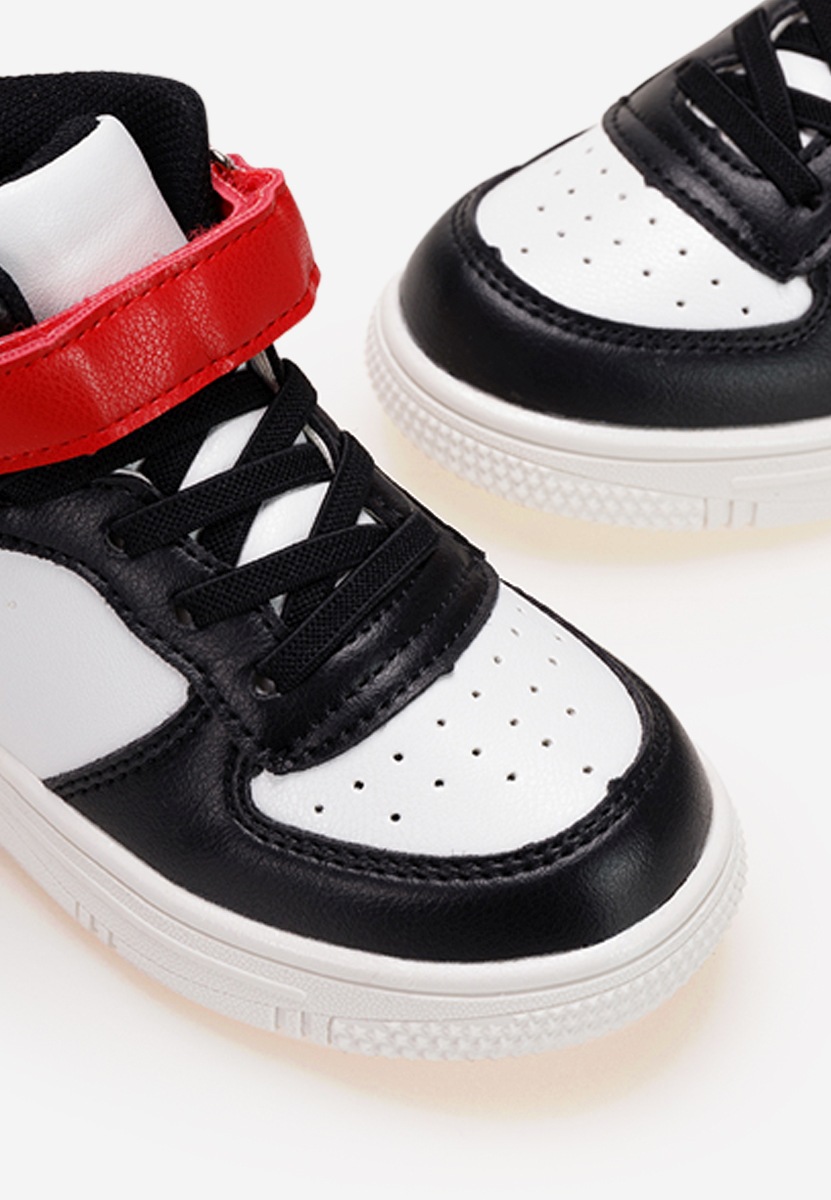 Маратонки за детски Giants A V2 черни