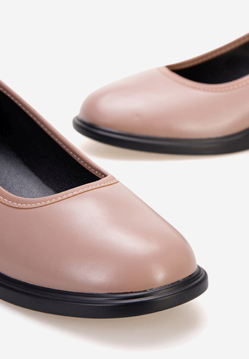 Обувки на платформа Coranda телесен цвят