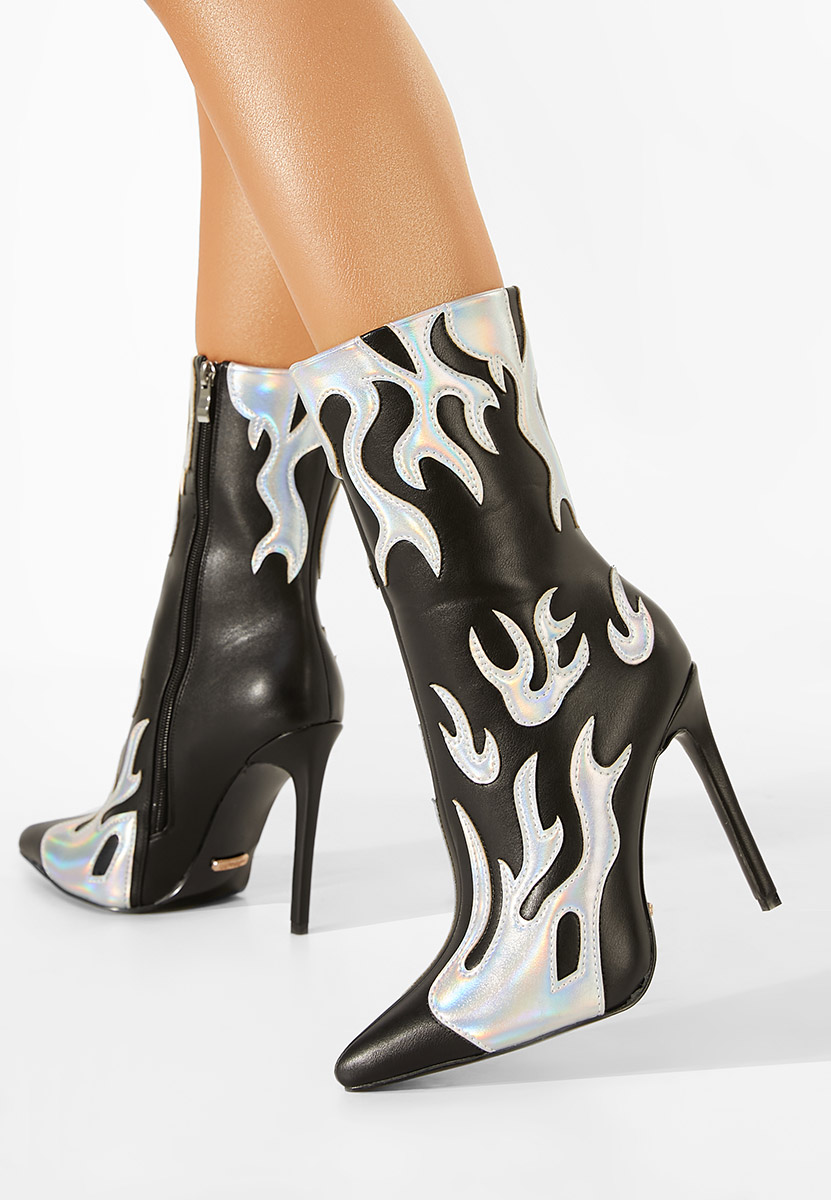 Боти на висок ток черен Maia