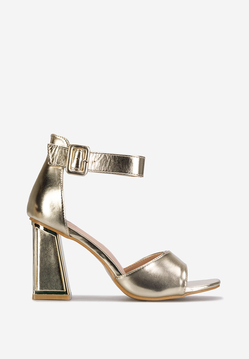 Елегантни сандали Trisa златен