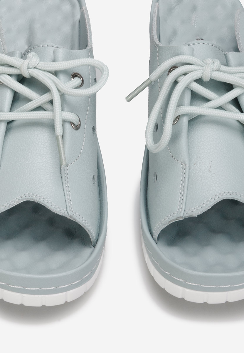 Чехли от естествена кожа Patricia светло син