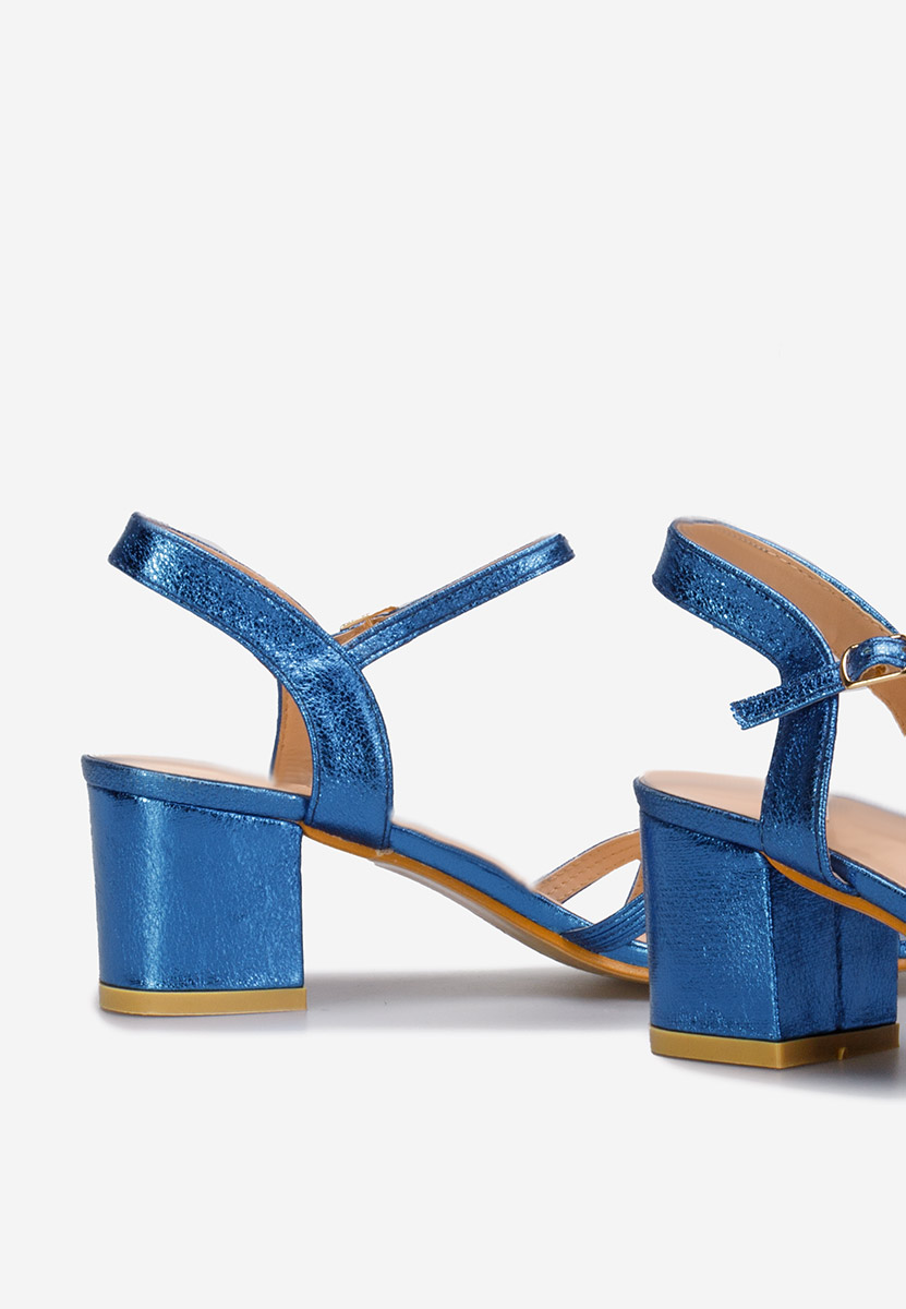 Сандали на ток Myla син