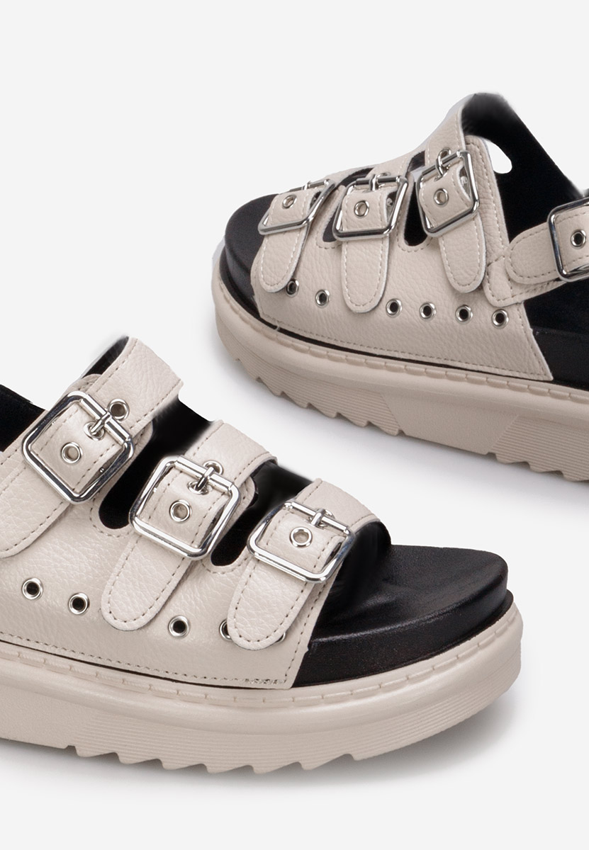 Сандали на платформа Edena бежов