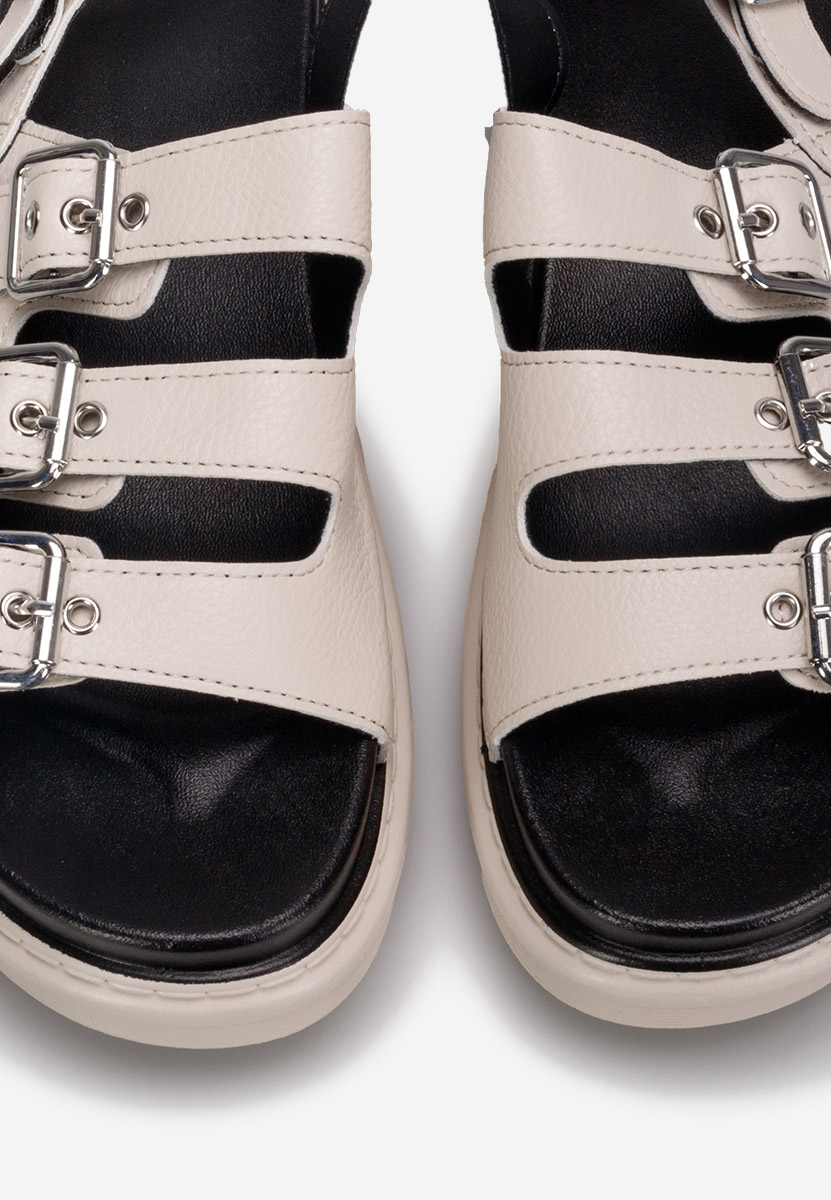 Сандали на платформа Edena бежов