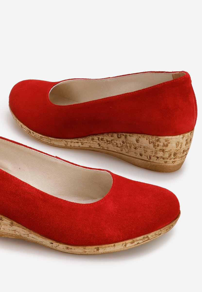 Обувки на платформа Sonia червен