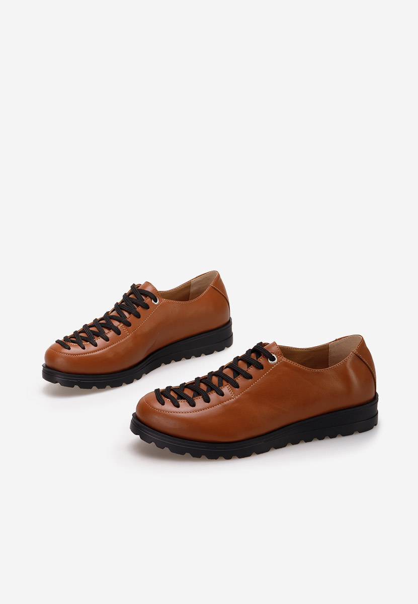 Ежедневни обувки Modeva камел