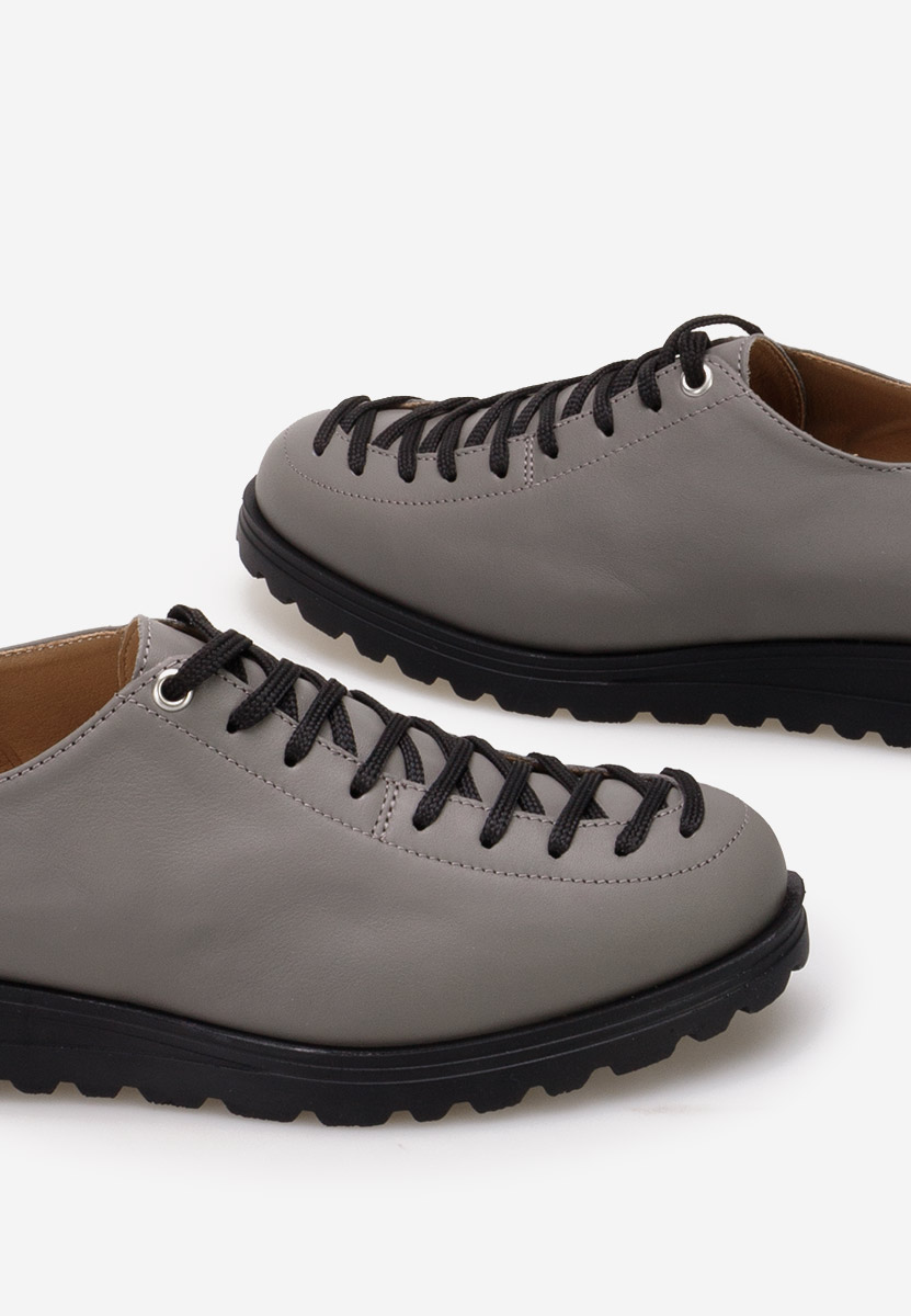 Ежедневни обувки Modeva сив