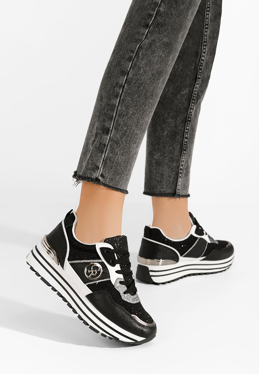 Cникърси на платформа Lamisia черни