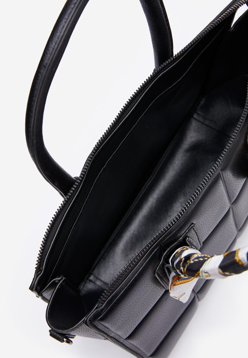 Ръчна чанта Selenite черна