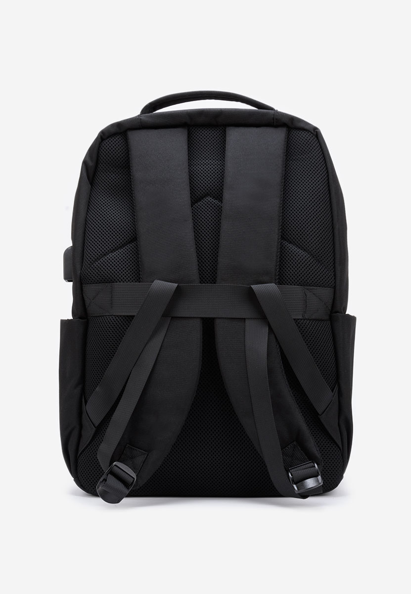 Дамски раница Meticulous черна