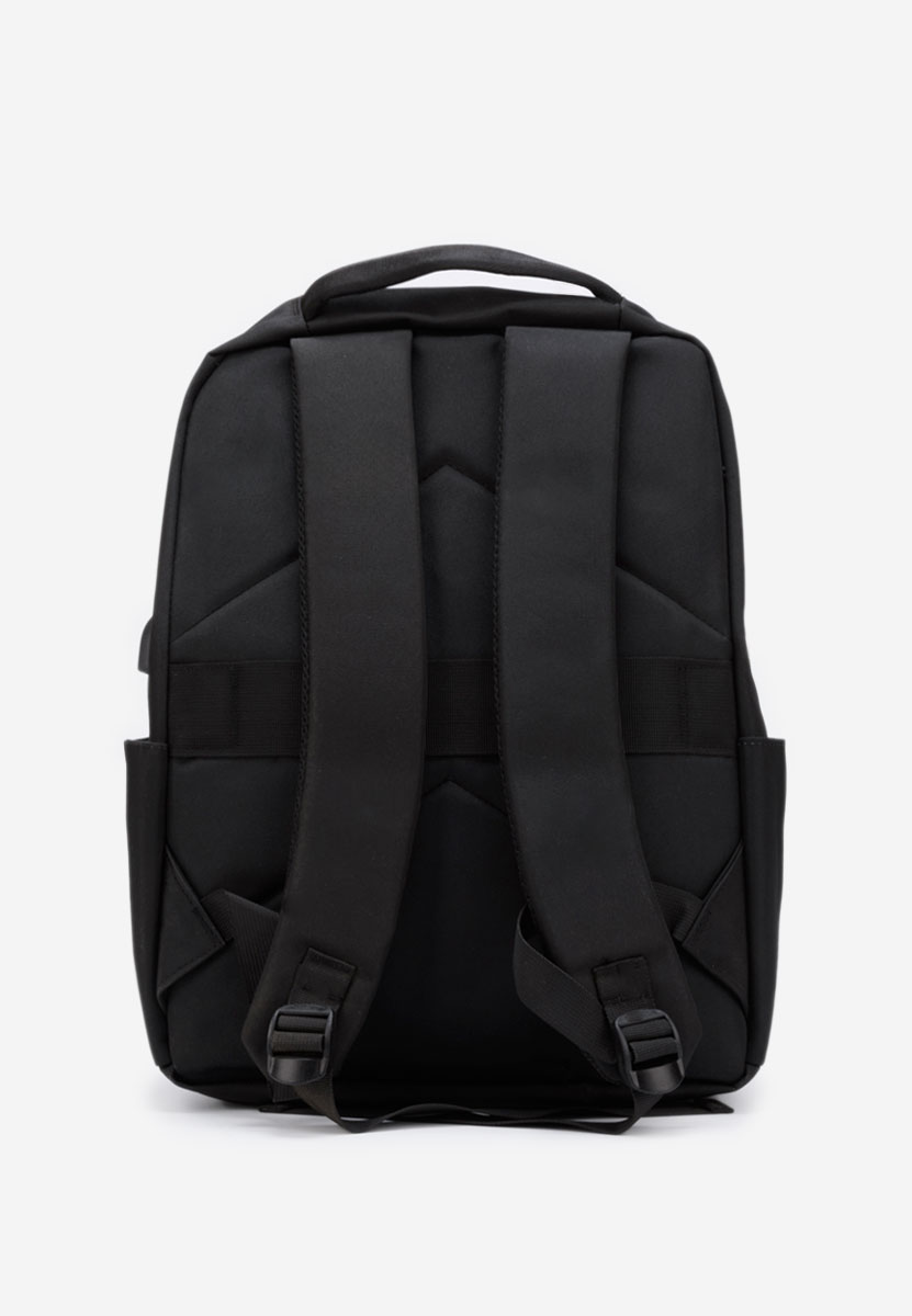 Дамски раница Magnify черна