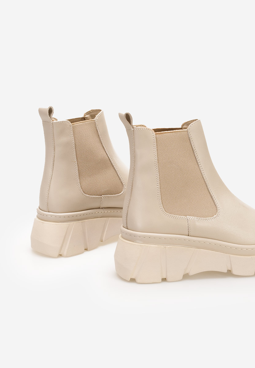 Дамски боти Avelyn бежов