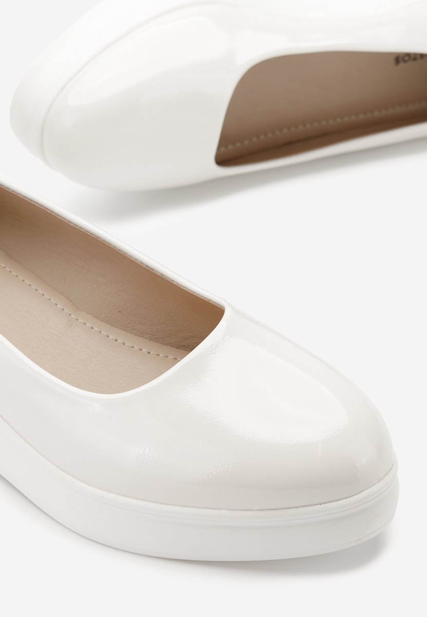 Обувки на платформа Milanca V2 бели
