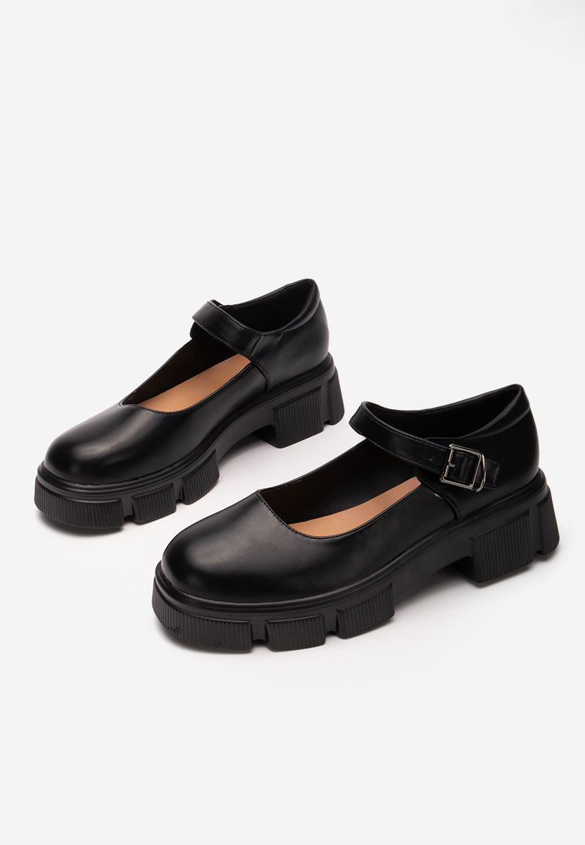 Обувки на платформа Calvina черни