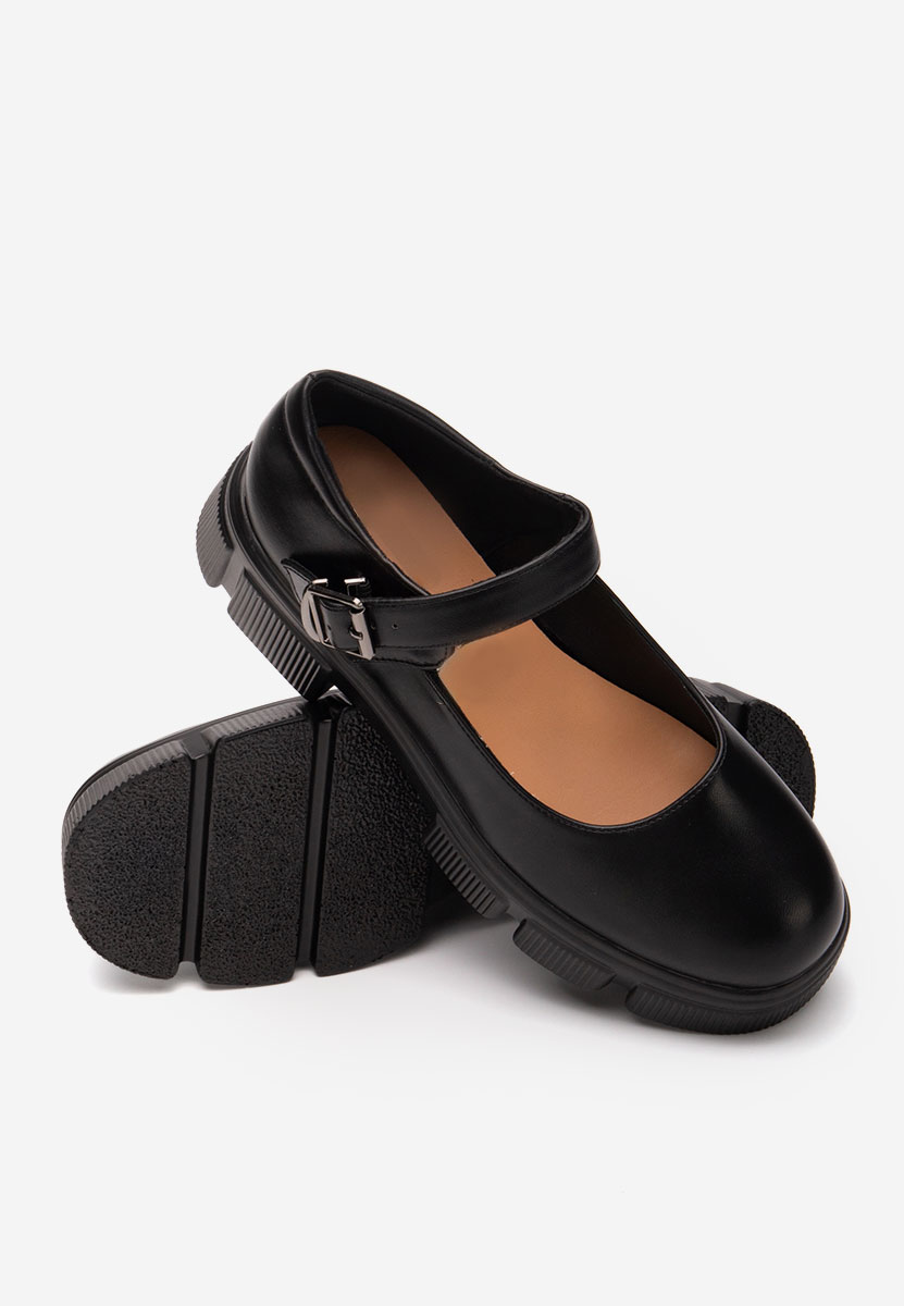 Обувки на платформа Calvina черни