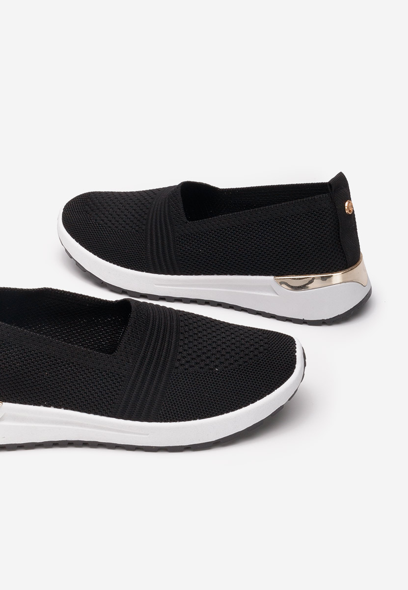 Дамски кецове Slip-On Antrea черни