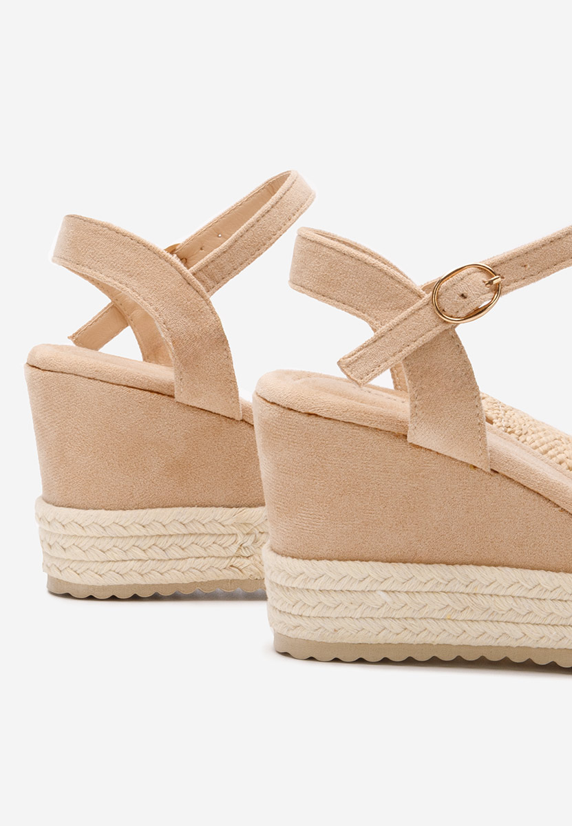 Сандали на платформа Miliana бежов