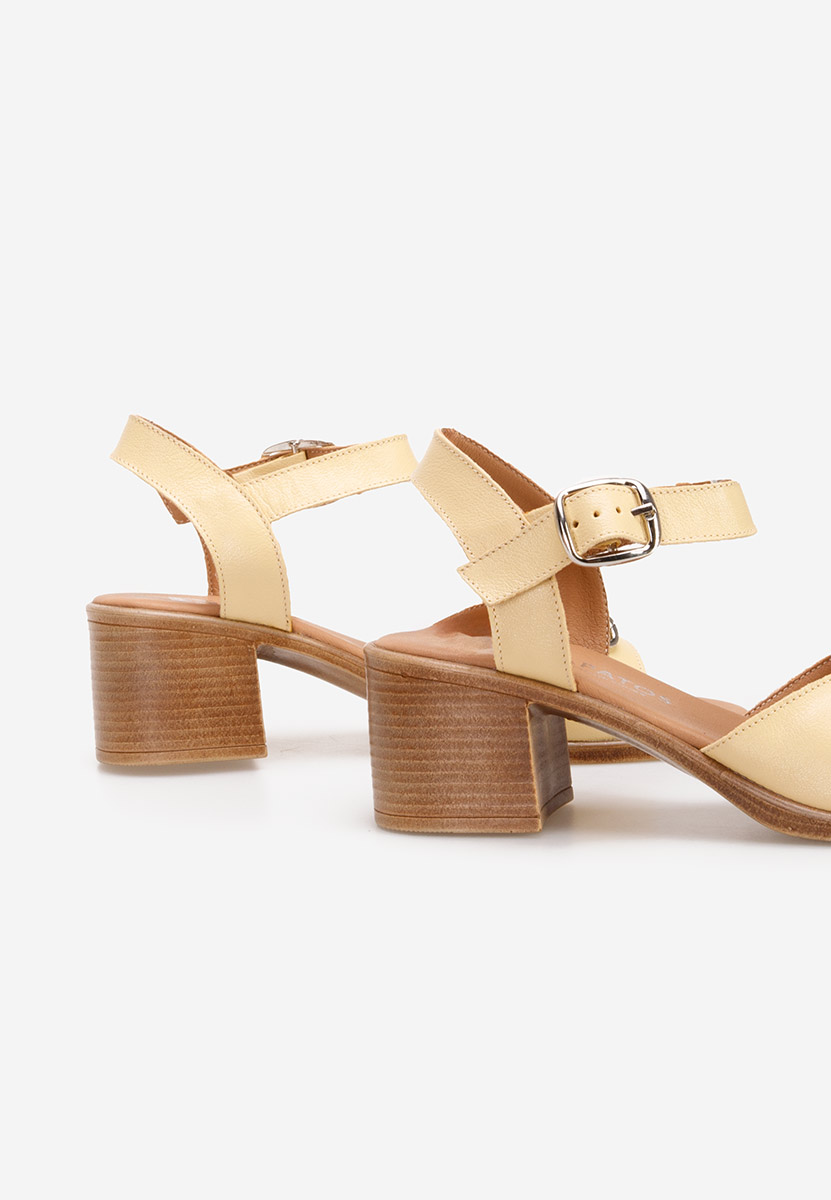 Cандали естествена кожа Deandra жълт