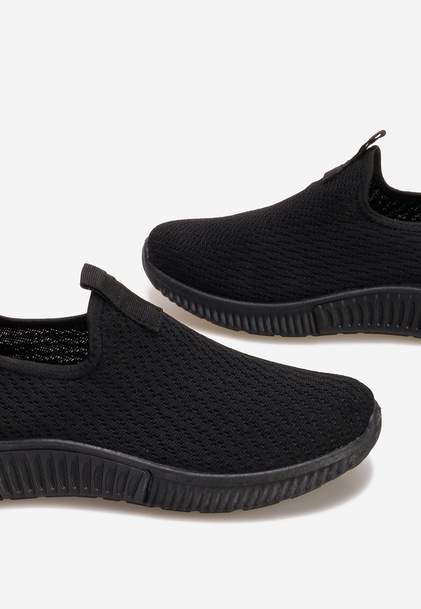 Кецове Slip-On Tenara черни
