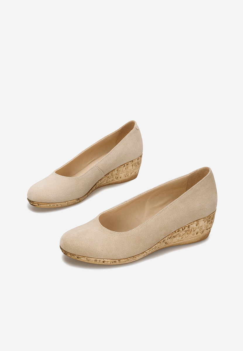 Обувки на платформа Sonia бежов