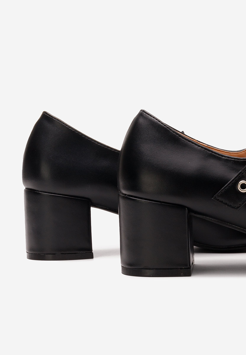 Oбувки с дебел ток Milady черни