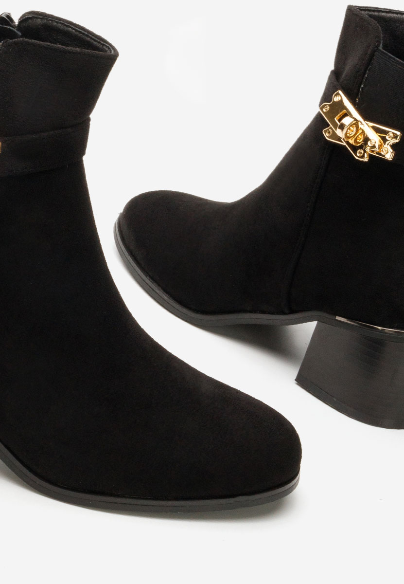 Боти на дебел ток Jessica черен