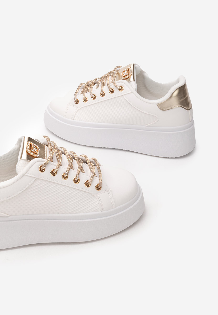 Cникърси на платформа Shauna бели