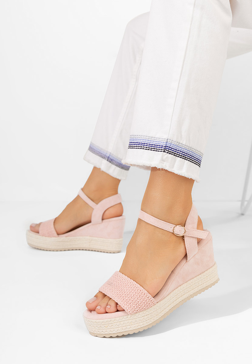 Сандали на платформа Debbi розов