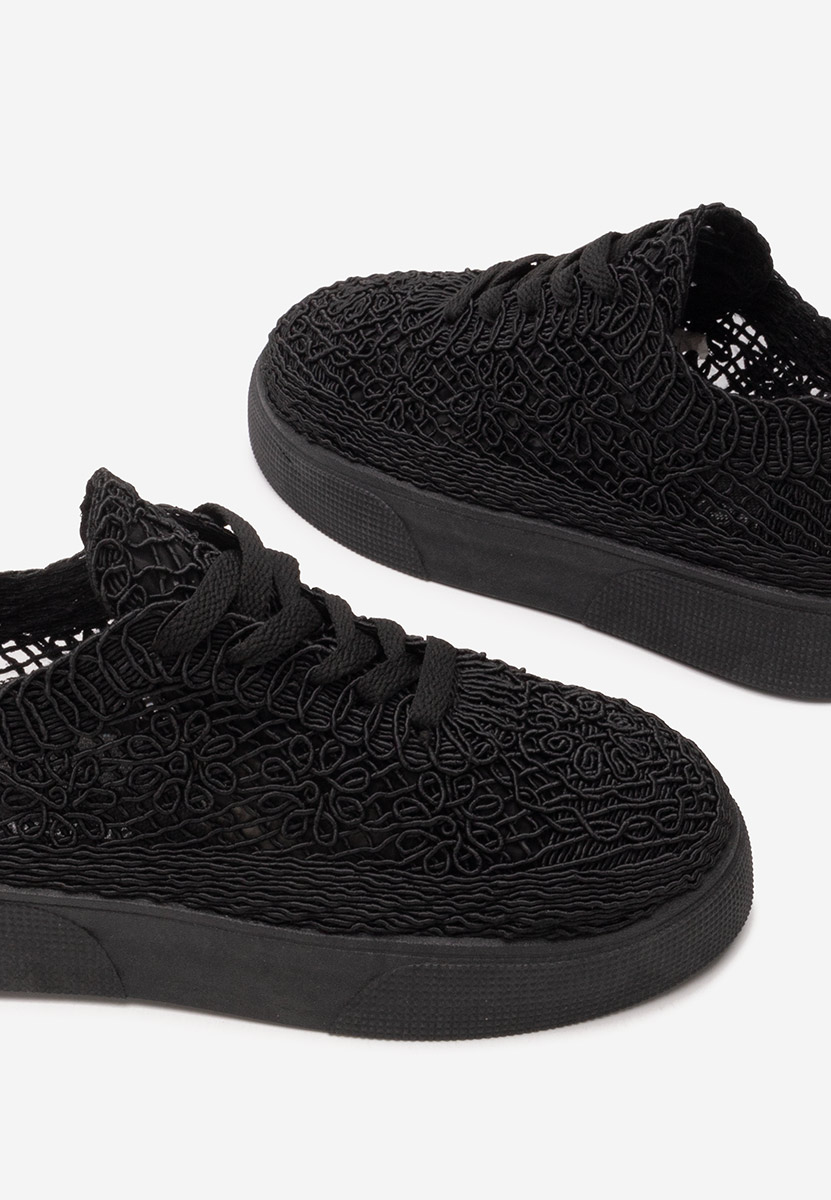 Дамски кецове Patrica черни