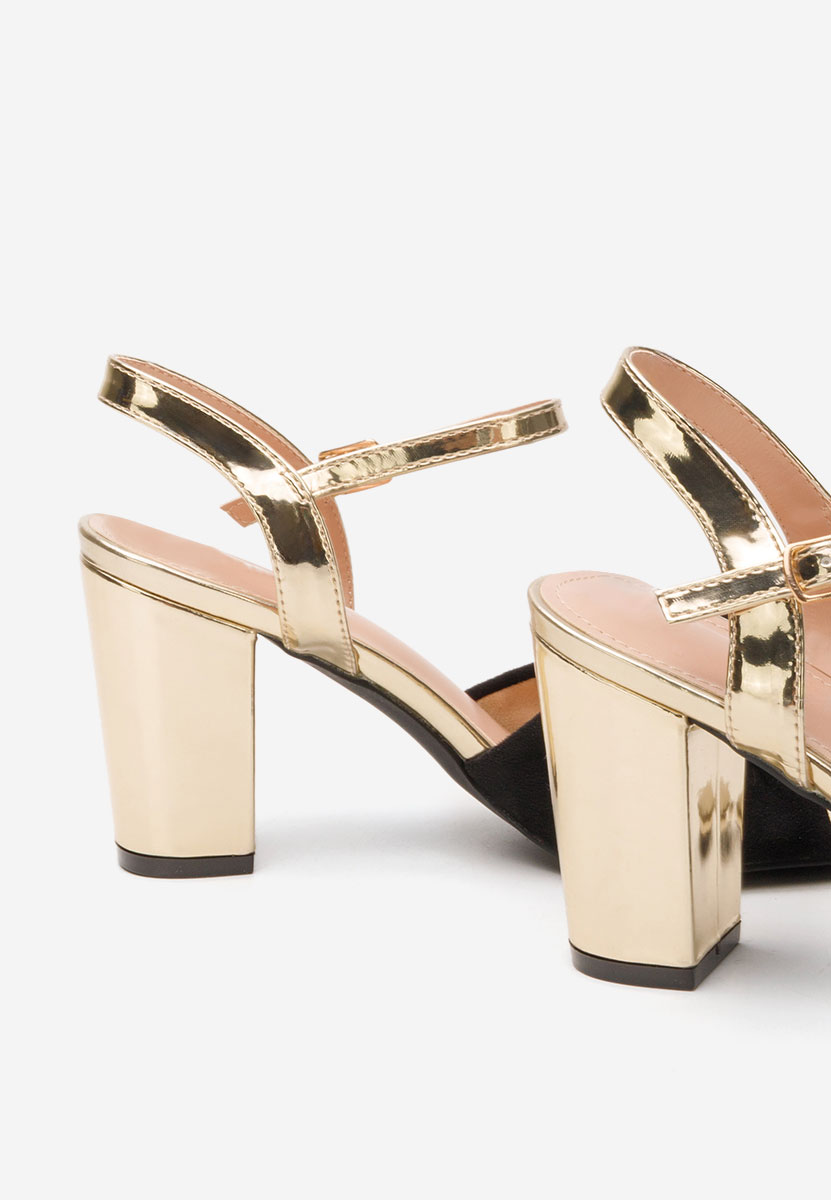 Сандали на ток Cesima черен