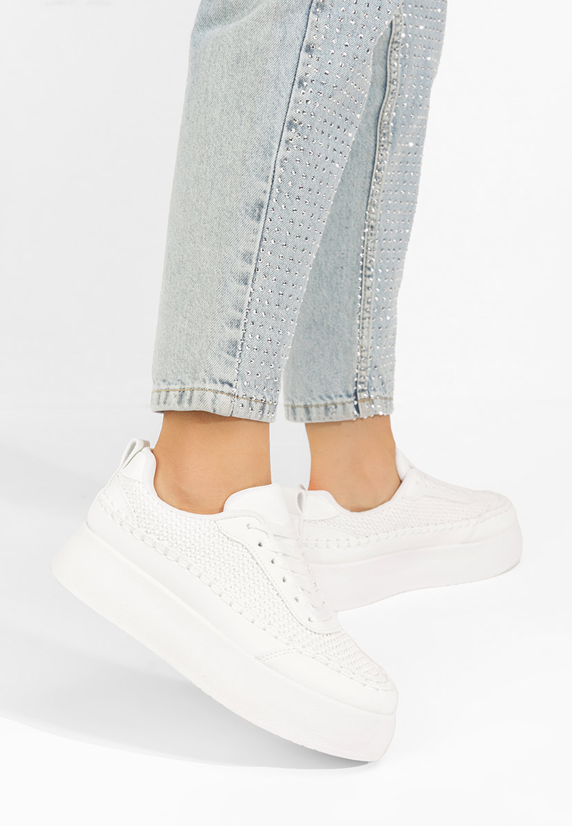 Cникърси на платформа Cecila бели