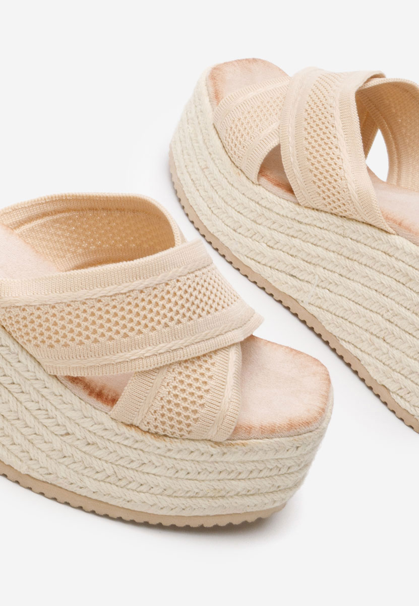 дамски чехли на платформа Maida бежов