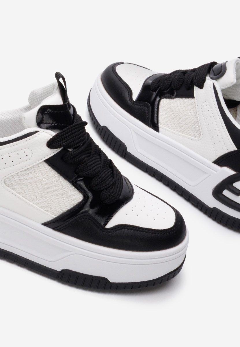 Cникърси на платформа Jenyffer бели