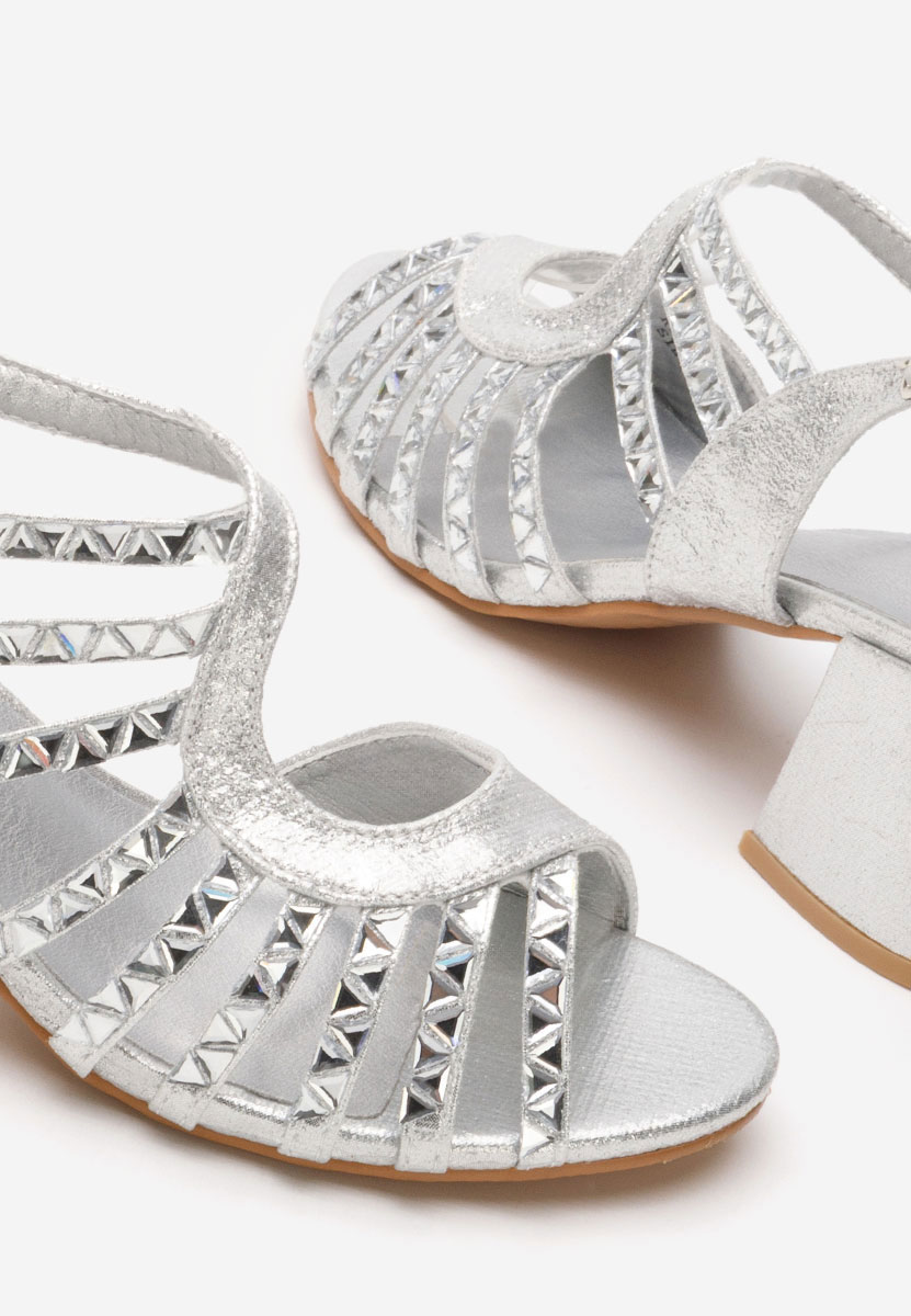 Сандали на ток Margarita сив