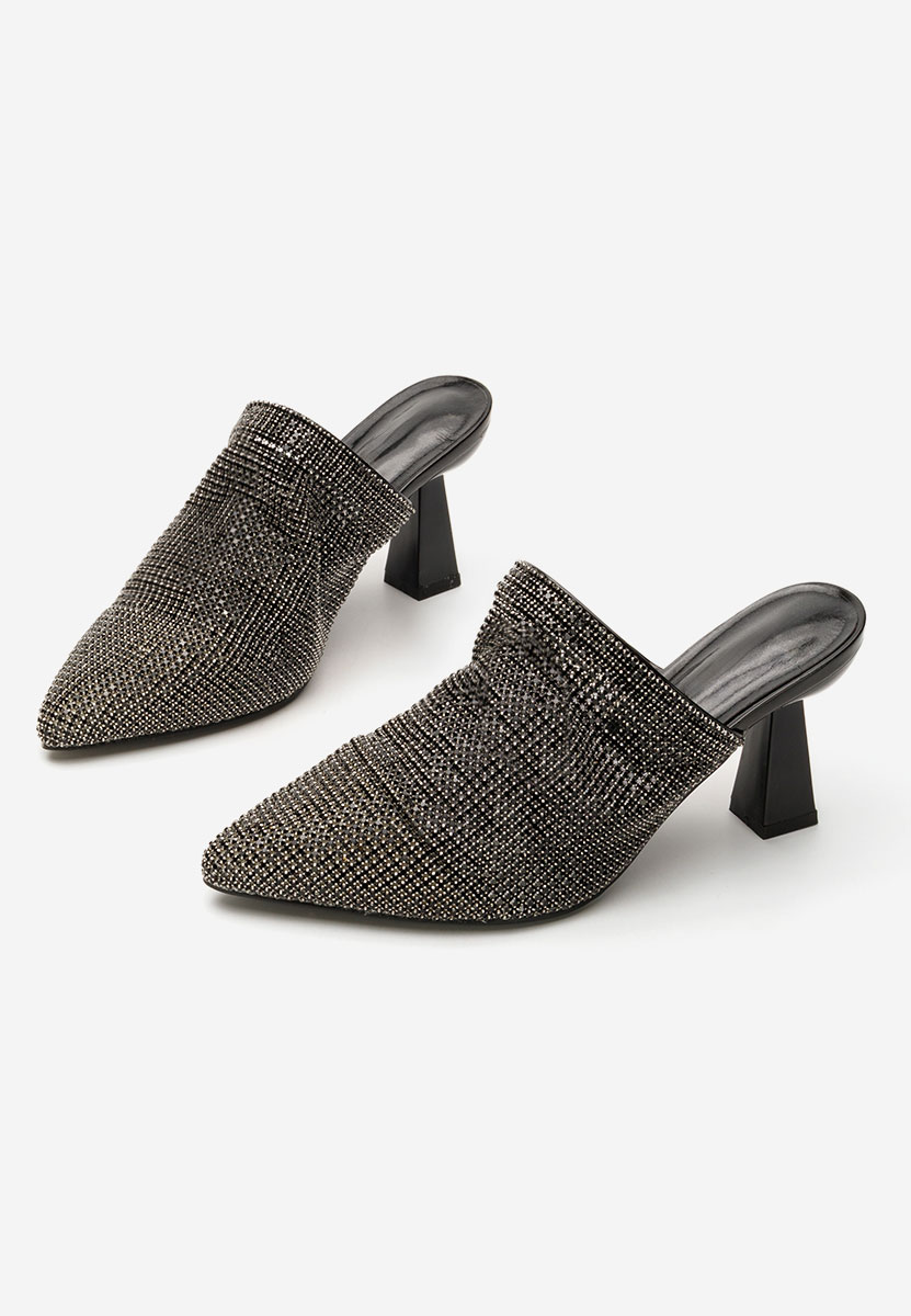 Дамски чехли Vanelsa черни