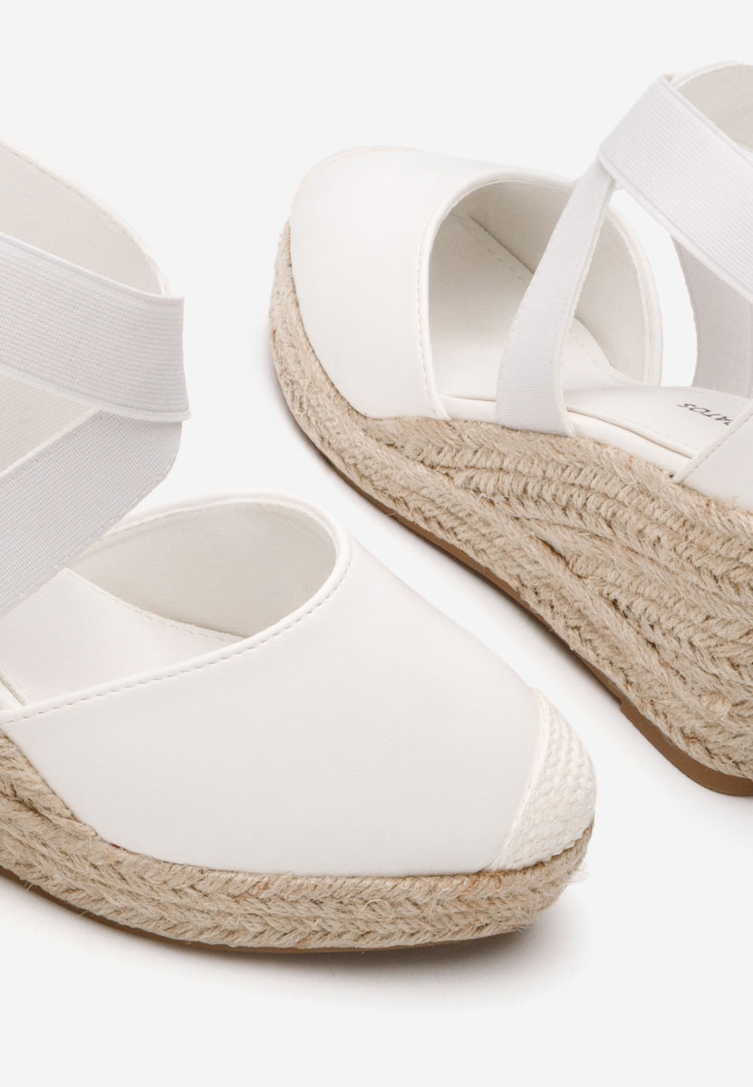 Сандали на платформа Rosaria бели