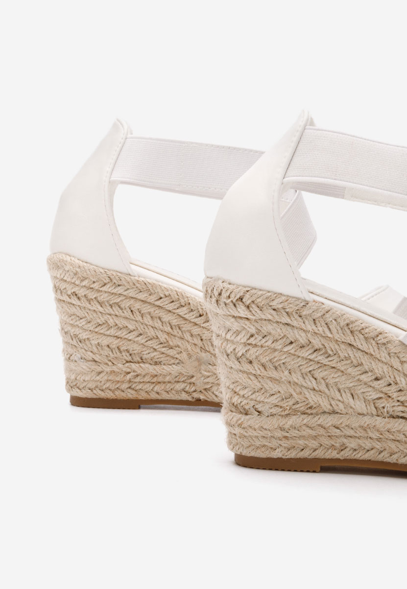 Сандали на платформа Rosaria бели