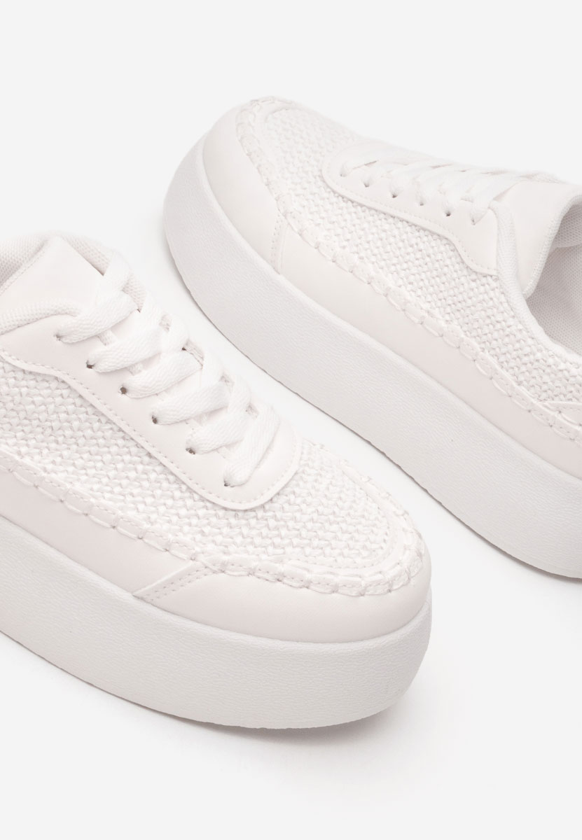 Cникърси на платформа Cecila бели