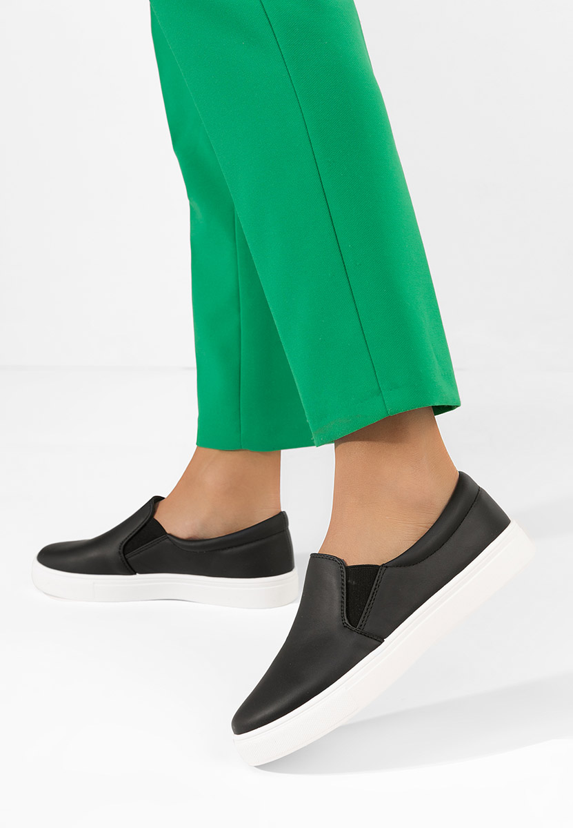 Кецове Slip-On Karliana черни