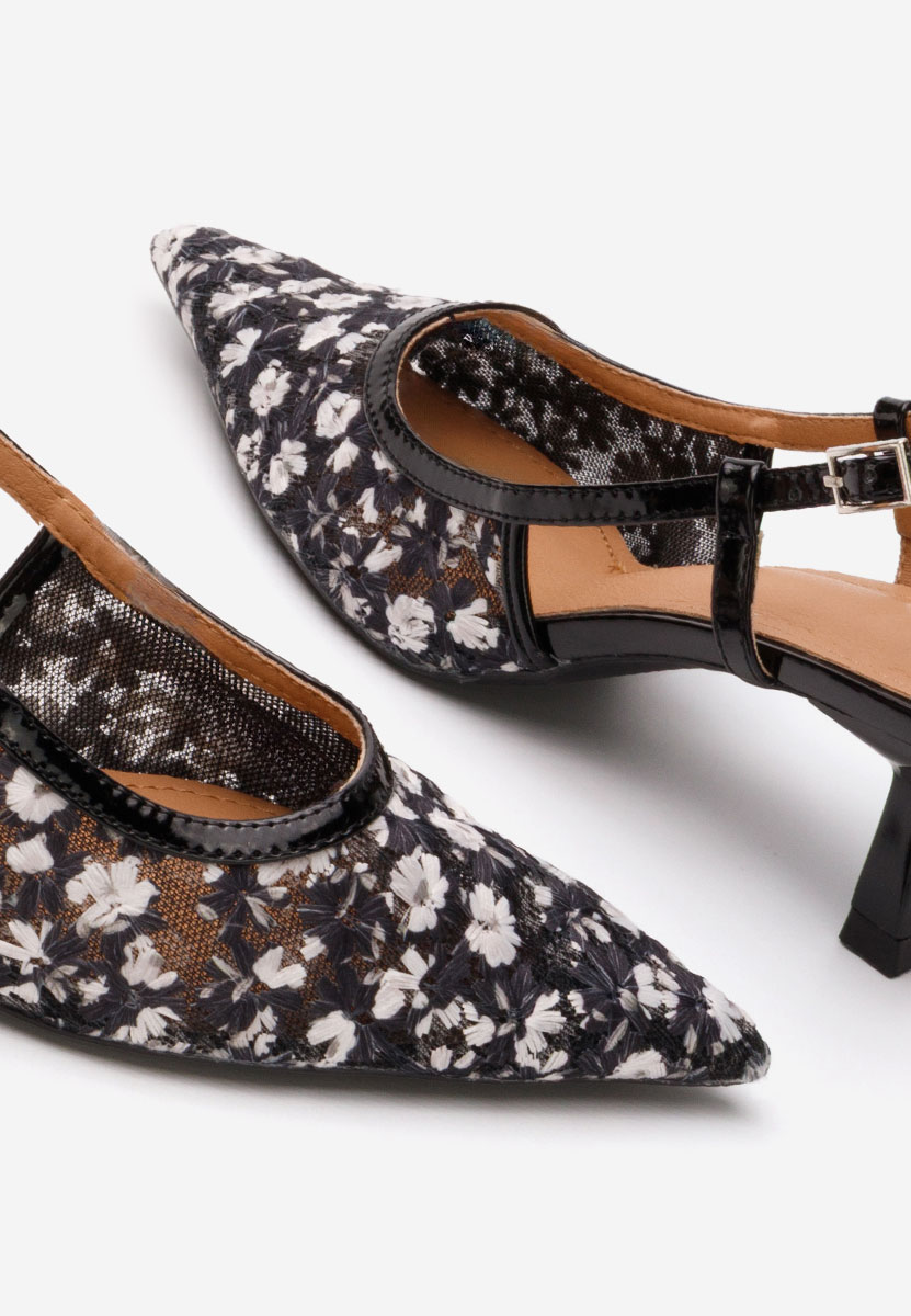 Обувки на ток Adelicya черни