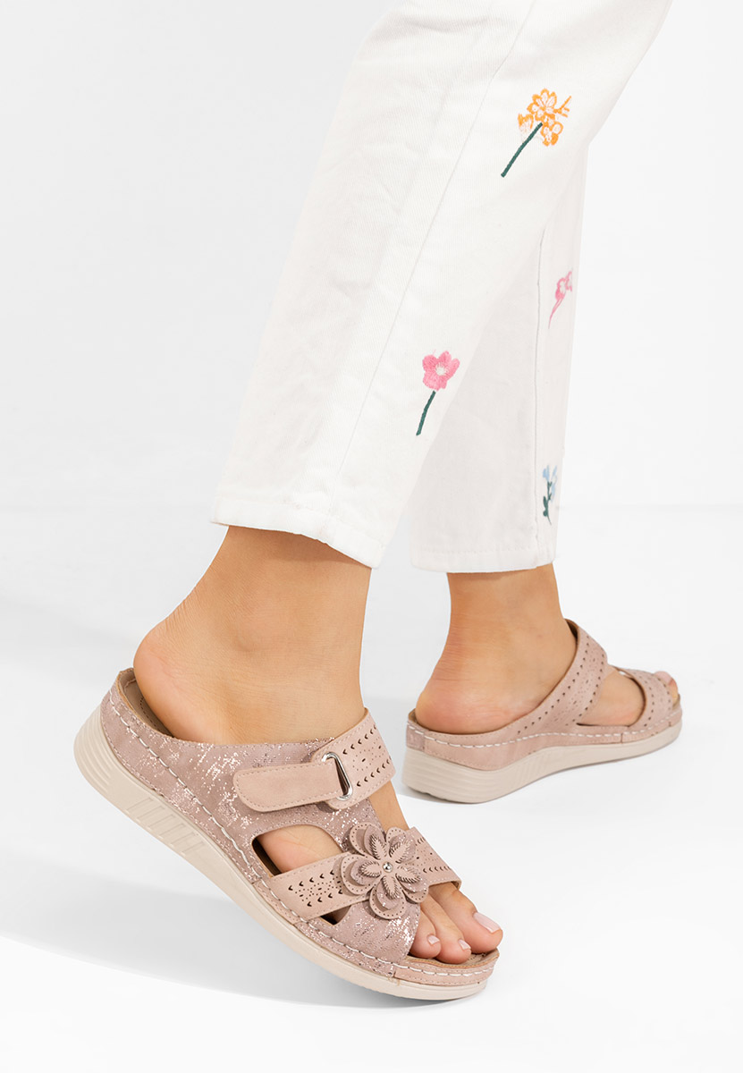 Чехли на платформа Violette розов