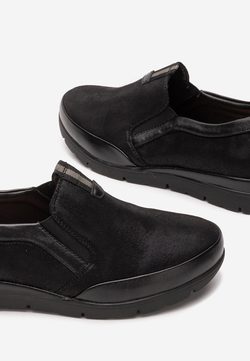 Ежедневни обувки Andreia черни