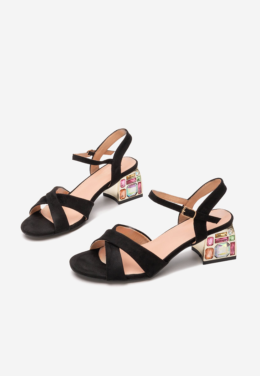 Сандали на ток Susia черен