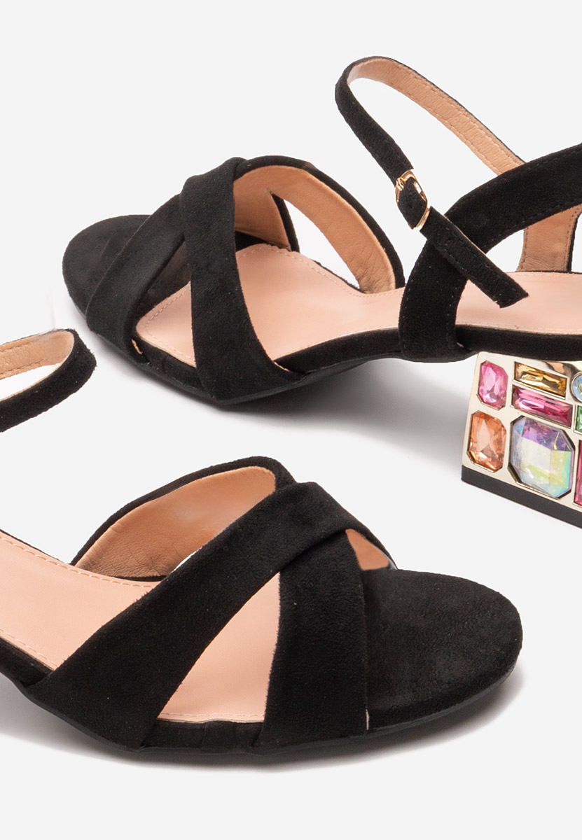 Сандали на ток Susia черен