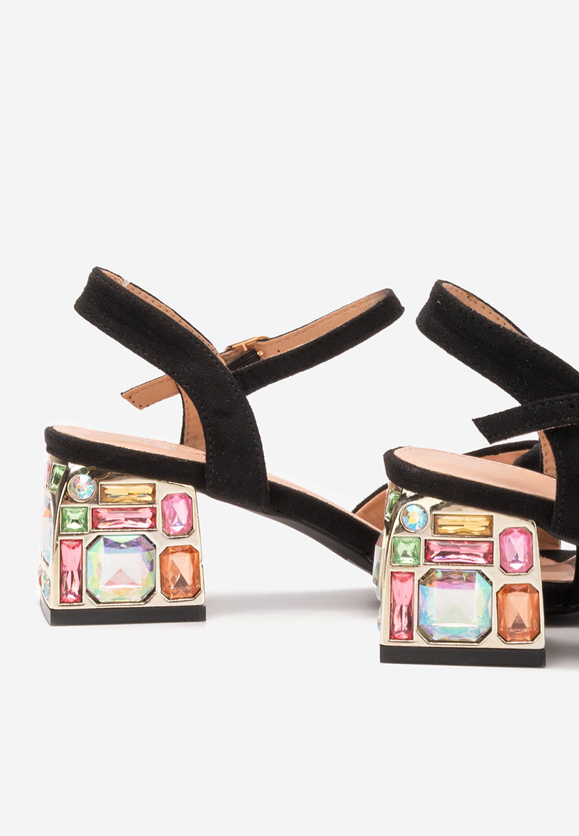 Сандали на ток Susia черен