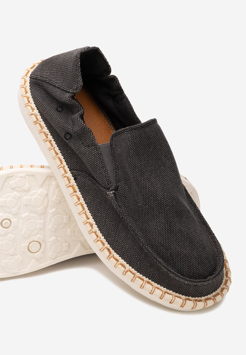 Дамски обувки с ток casual Santana черен